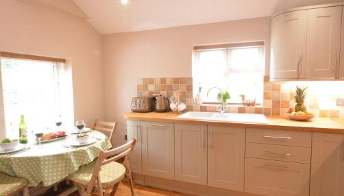 1 Tunns Cottages, Rushmere, nr Beccles - Foto 4