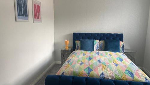 5 bedroom 3 Bathroom townhouse,Parking, Netflix, Pool table, Wifi,Nr Sandwell Hospital and train station - Foto 5