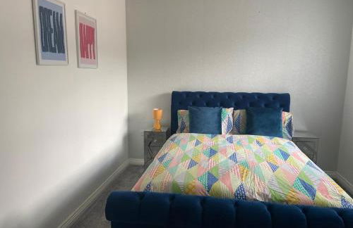 5 bedroom 3 Bathroom townhouse,Parking, Netflix, Pool table, Wifi,Nr Sandwell Hospital and train station - Foto 5