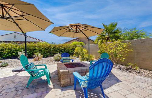 Bright desert oasis with hot tub and grill, shared pool and tennis in 55 plus community - Foto 2