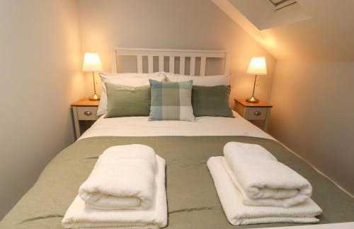 The bungalow at 46 Church St - Foto 24