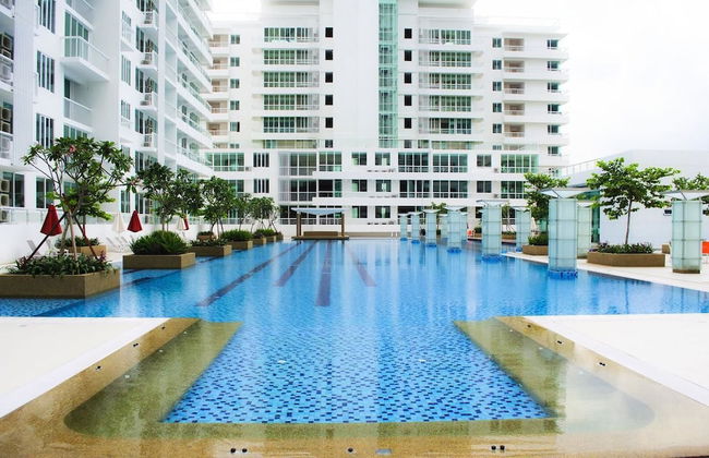 Brunsfield Embassyview Condosuite - Photo 16