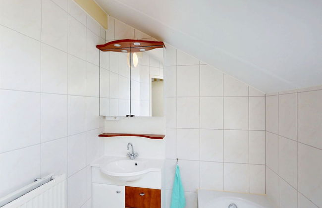 Spacious House in Netherlands for 8 Guests - Photo 7