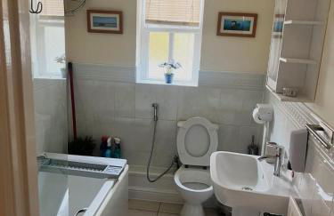 Apartment with Free Parking - Foto 2