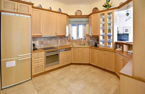 Waterfront 5BR Villa near Porto Heli by JJ Hospitality - Foto 27