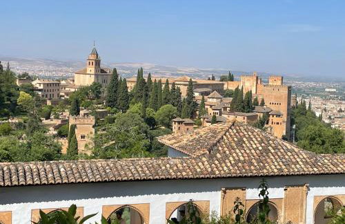 Cosy Andalusian Home with Roof Terrace in Town Centre - Photo 64