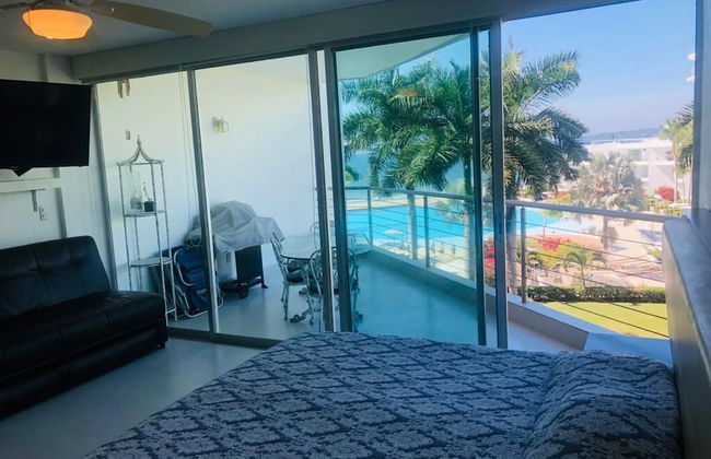 Aria Ocean Beachfront Condos - Foto 12