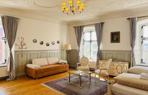 Schloss Hürbel Storchennest-Appartement - Luxury Apartment THE Stork Nest - Foto 5