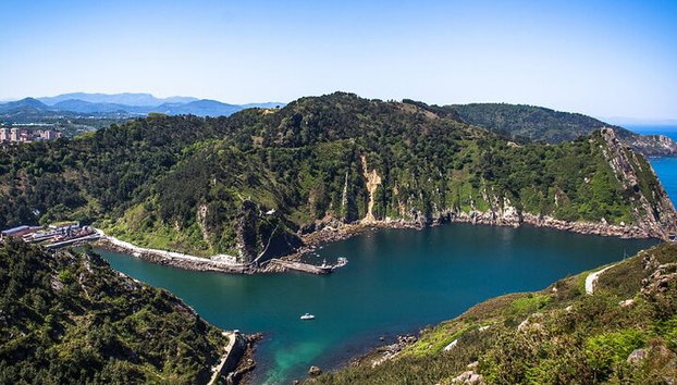"Basque Whaleship & Cider House" tour + meal from San Sebastian - Photo 2