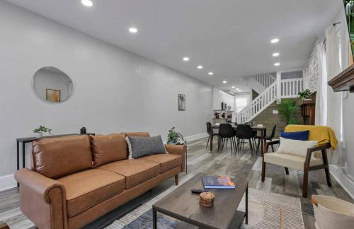 The Columbus Adventure - Photo 1