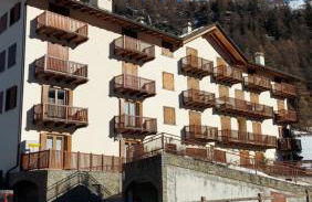 Trilocale BELVEDERE Alloggio ad uso turistico - VDA - LA THUILE - CIR 0068 - Foto 5