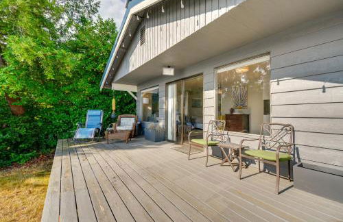 Waterfront Allyn Retreat with Guest House and Beach! - Photo 24