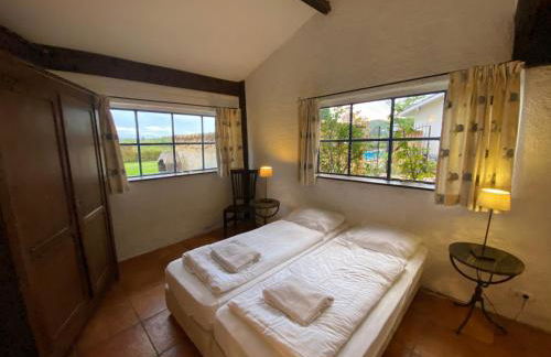 Cosy former bakery house with communal swimming pool - Foto 35