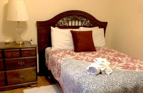 Glacier Guest Room - PRIVATE ROOM IN SHARED HOUSE REDUCED PRICE ON TOURS - Foto 64