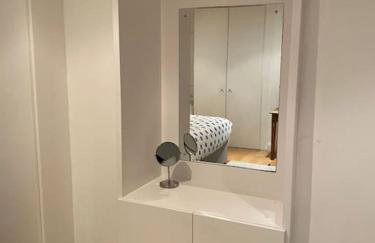 Spacious and light West London basement flat - Foto 7