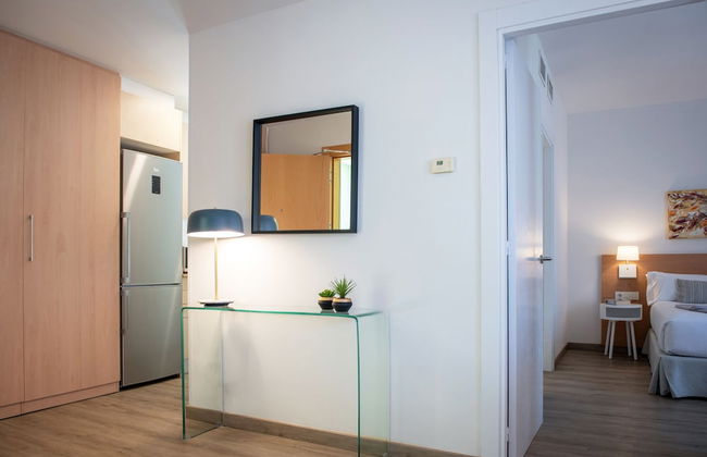 Aparthotel Aura Park Fira Barcelona - Photo 21