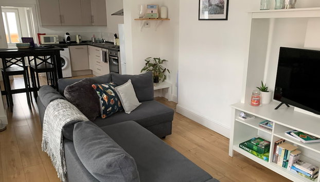 59a Whitstable - 1 Bedroom Flat, Balcony & Parking - Foto 2, Imagen principal