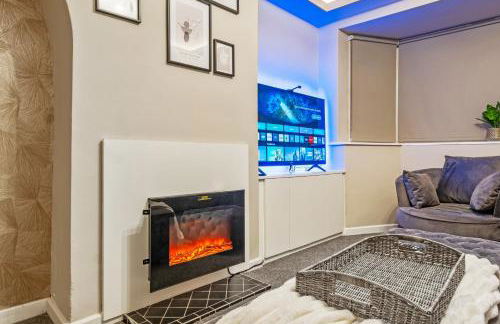 Luxury Cozy 2 bed house hot tub family friendly business traveler family of 4 - 6 with parking close to Birmingham city centre , M6 , Aston univerity , Great Barr Birmingham - Foto 6