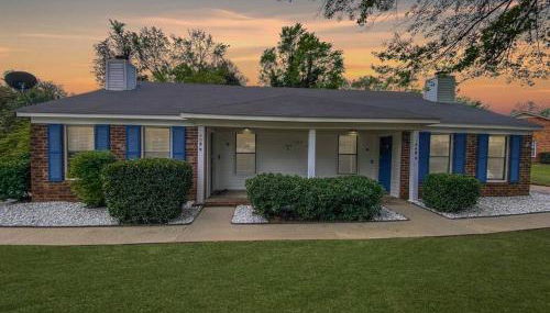 NEW! Luxe Cottage with Big Backyard 10 Mi to Augusta - Foto 2