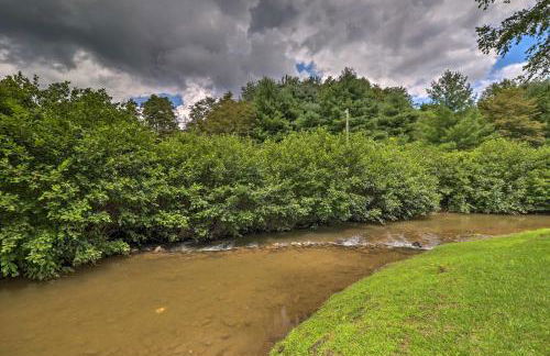 Lil Red Hen Cottage in the Boone Area with Hot Tub - Foto 38