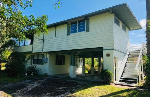 Palm View: Secluded Oasis in Melbourne Village - Foto 16