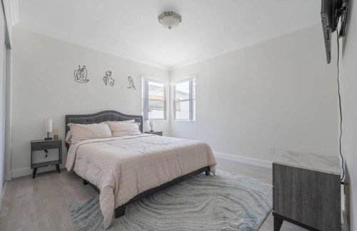 Serene Home in Central Burbank - Foto 20