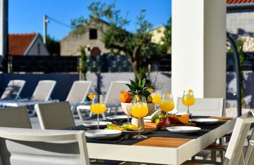 Villa Nostro Porto with pool - Photo 5