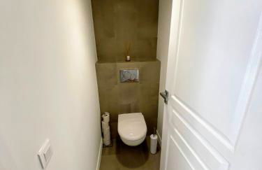 Sunny and calm 2 bed apartment place du Pin - Foto 7