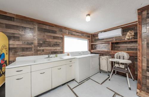 Buckeye Bear's Den-AC-Walking Distance to town - Foto 47