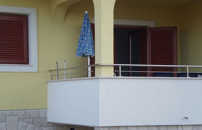 Vik - 60 m From the sea - A1 - Photo 18