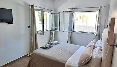 Modern elegant escape on the Ionian coast, near Ancient Olympia - Foto 5