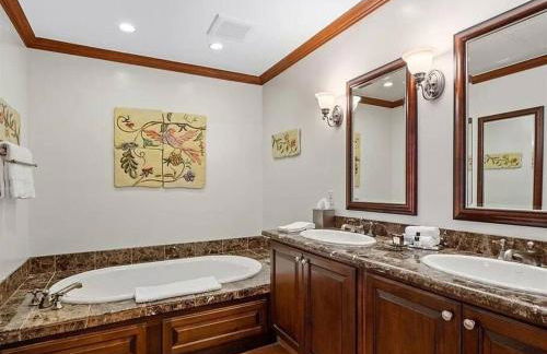 Luxury Villas at Omni La Costa Resort & Spa - Photo 44