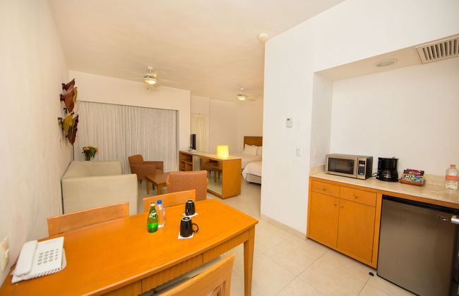 Ambiance Suites Cancun - Photo 13