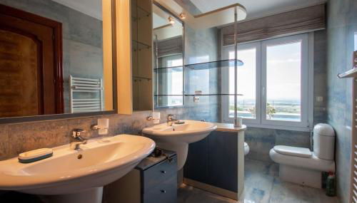 Villa Luxueuse, 2 piscines, spa et salle de sport, 5 chambres, 4 salles de bain - Foto 2