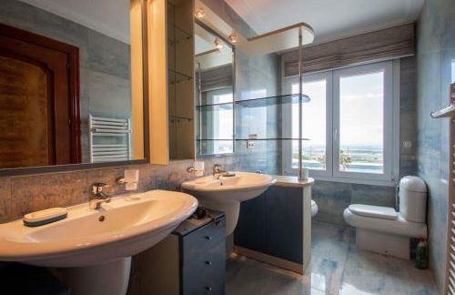 Villa Luxueuse, 2 piscines, spa et salle de sport, 5 chambres, 4 salles de bain - Foto 2