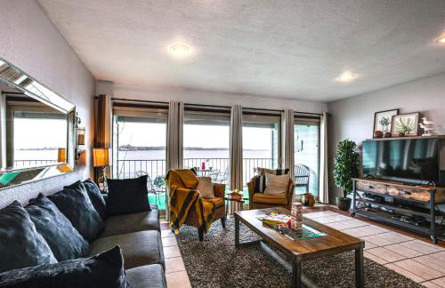 Resort-Style Lake Conroe Retreat with Balcony and View - Photo 3