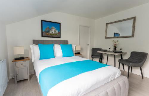 Tettenhall Lodge Studio - Photo 10