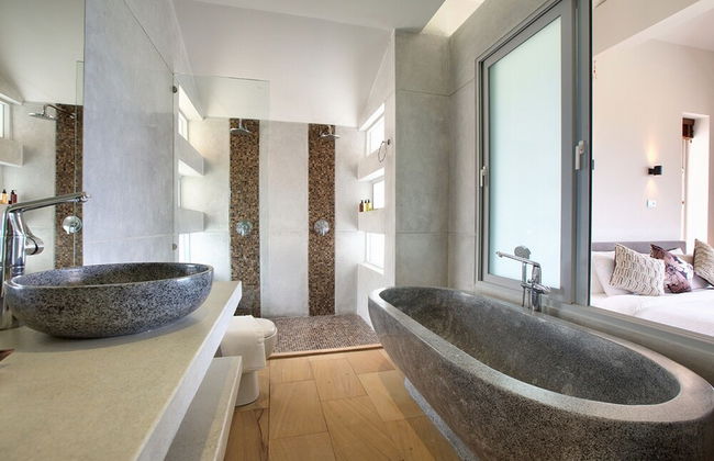 15 Bedroom Luxury Triple Sea View Villas - Photo 62