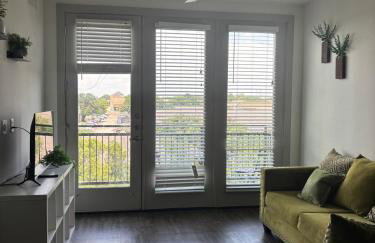 The Link & Lounge, Close to Everything - Foto 11