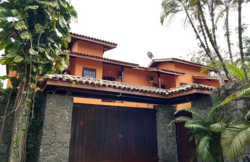 Casa 5 suítes com piscina e churrasqueira - Foto 2