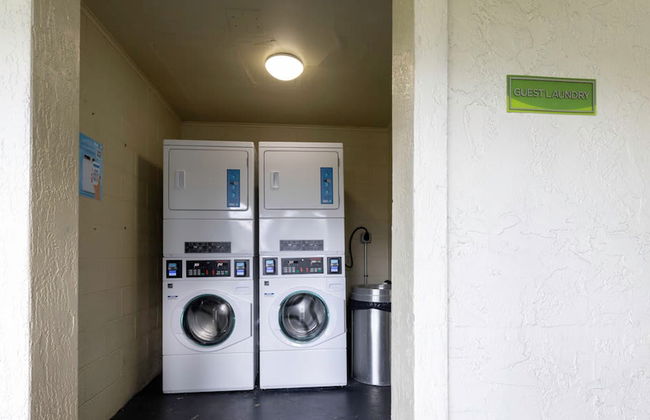 Entire Studio With Free Shuttle to Disney - Foto 27