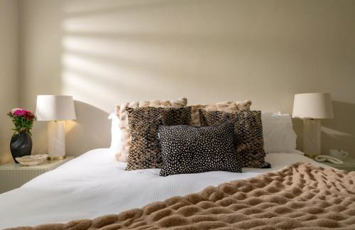 Seahaven in Sandbanks with Private Hot Tub - Photo 21