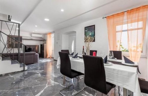 3 Bedroom Awesome Home In Jurdani - Foto 3