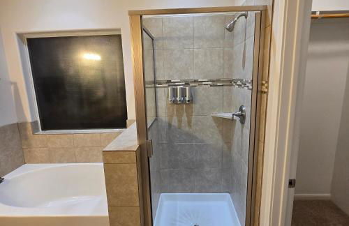 Modern Spacious Home Near the medical center, NRG, Downtown and UHD - Photo 46