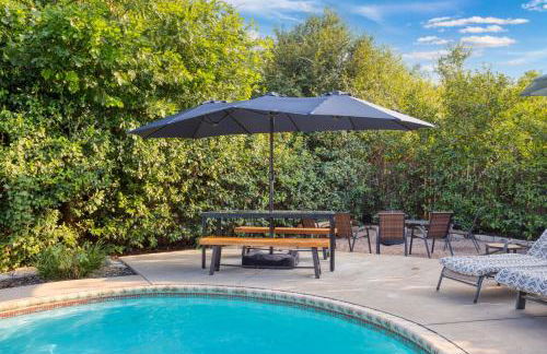 Timeless-Texas-Inn - Heated Pool Oasis & Lux Vibe - Foto 47