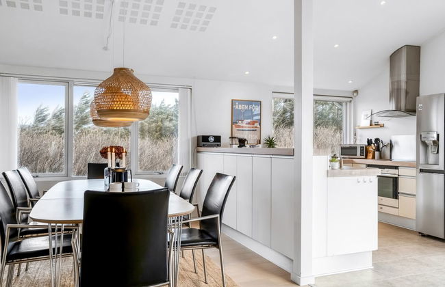 "Eileen" - 300m from the sea - Photo 21