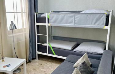 Neuwertiges Apartment mit schnellem WLAN, Glasfaser, Kostenlose Privatparkplatz auch für Transporter geeignet R2 - Foto 4