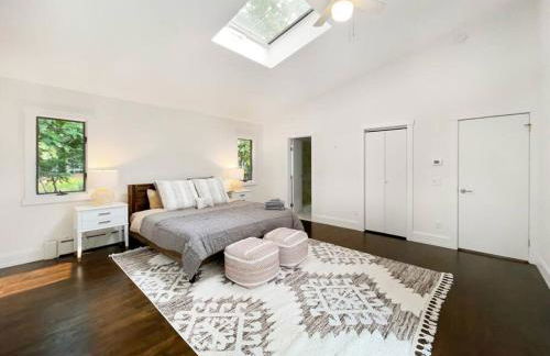 Contemporary 3BR Retreat in East Hampton - Foto 1