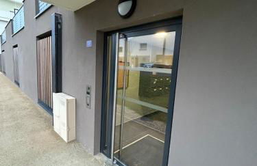 Lumen Chartrain - appartement proche centre-ville, balcon et parking - Foto 29