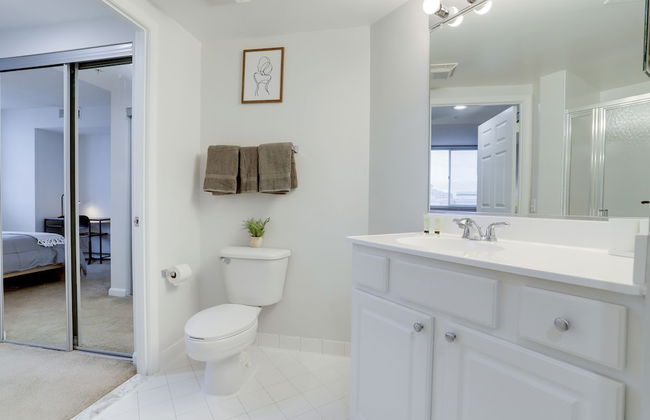 Spectacular Condo At Ballston With Gym - Photo 25